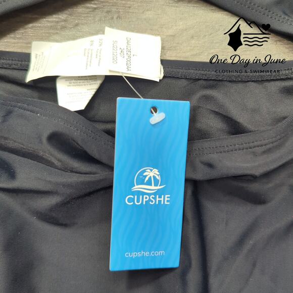 Cupshe Cutout One Piece Swimsuit Size L - Picture 2 of 5